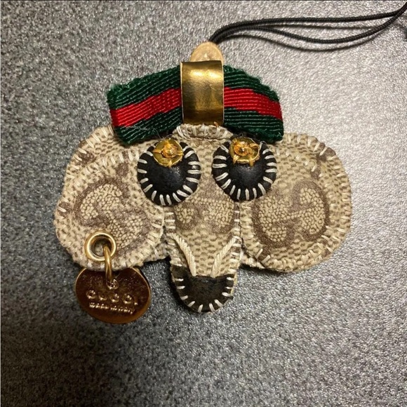 Authentic GUCCI GUCCIOLI Dachshund Dog Key Ring/Charm Strap - Picture 3 of 11